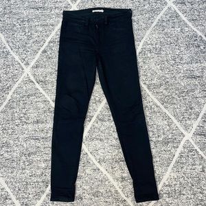Levi’s 720 High Rise Super Skinny Jeans; size 28; black